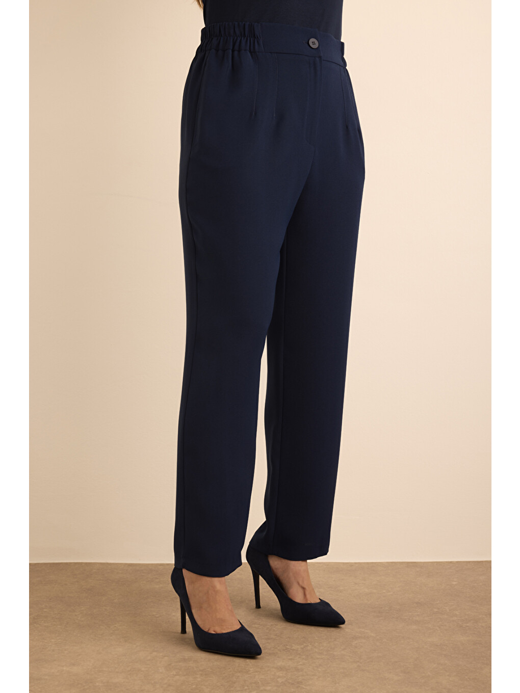 Lacivert Beli Lastik Detaylı Krep Pantolon-2