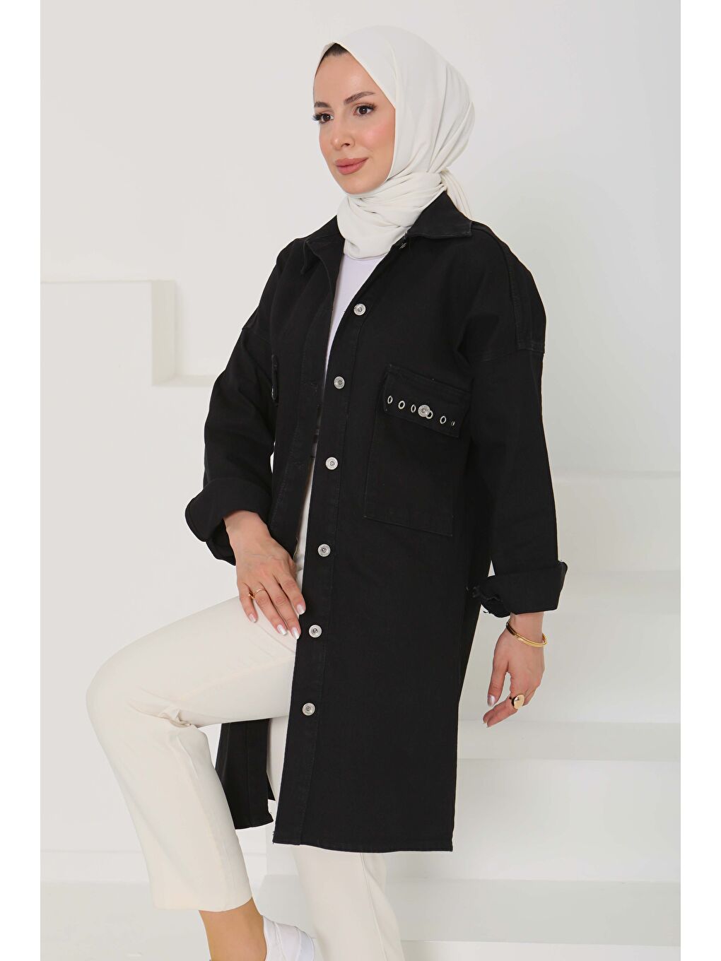 Kadın Oversize Kuş Gözü Cepli Jean Ceket Siyah   26579