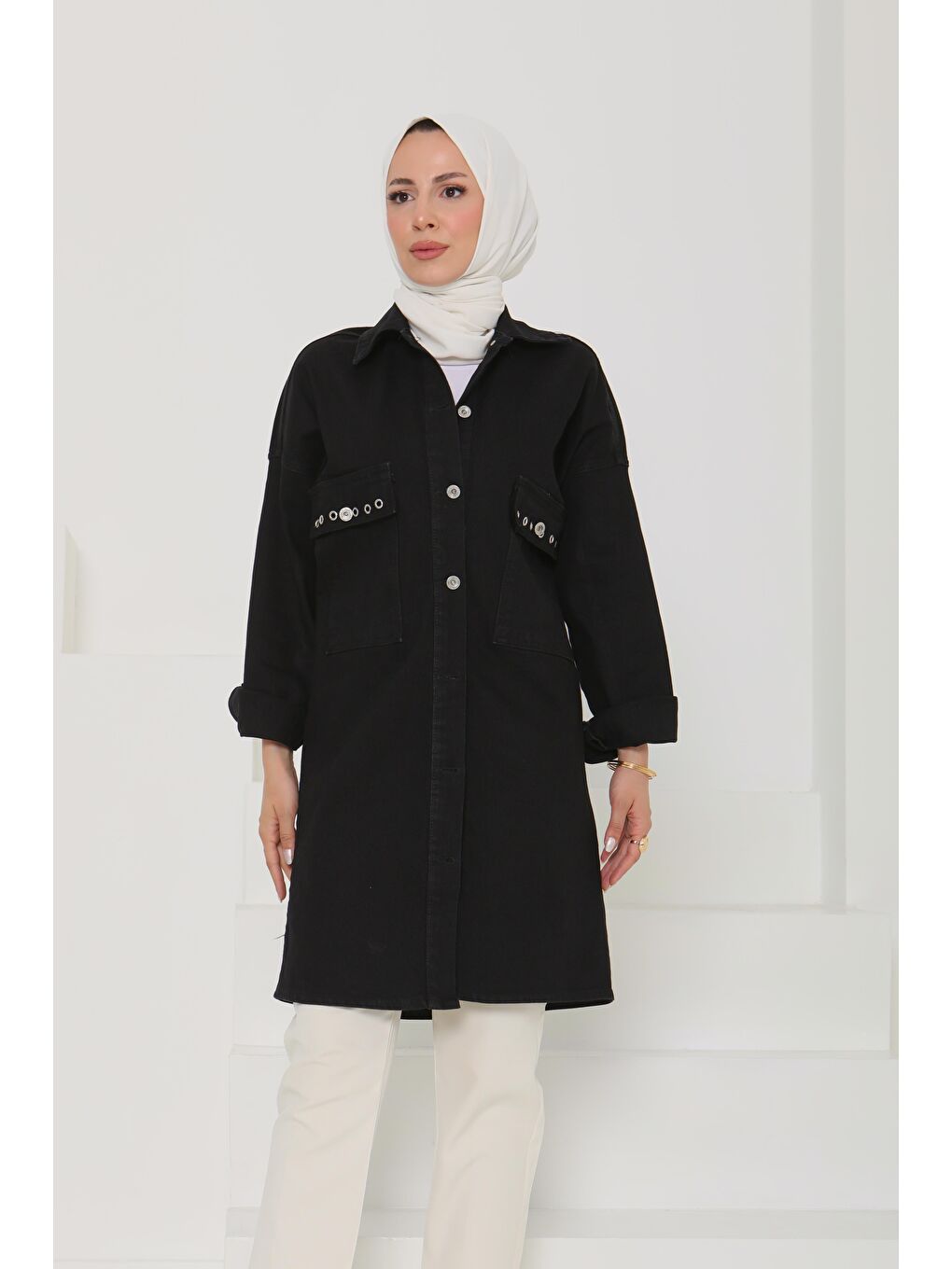 Kadın Oversize Kuş Gözü Cepli Jean Ceket Siyah   26579-1
