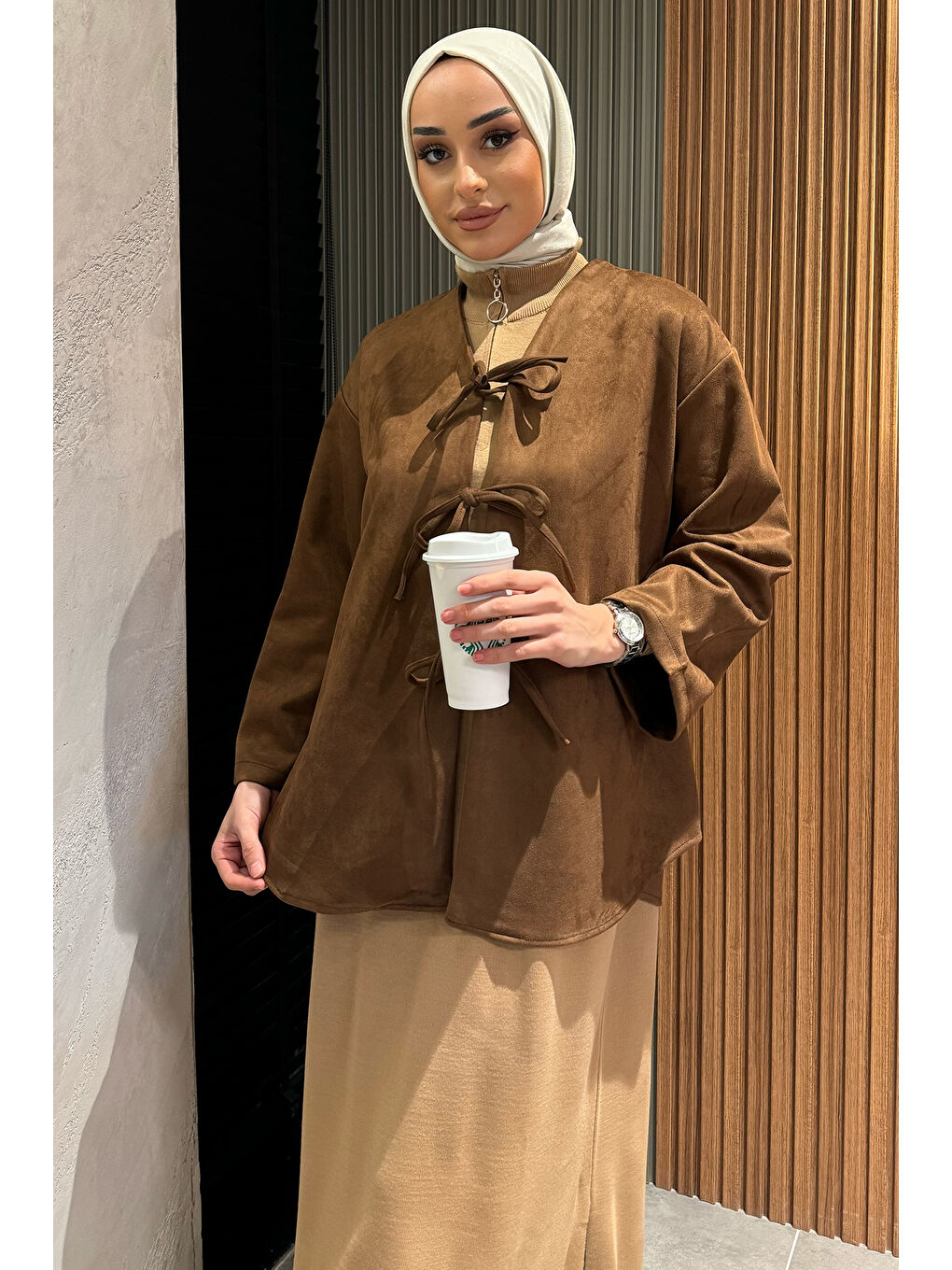 Kahverengi Kadın Ön Bağlamalı Tesettür Süet Ceket-2