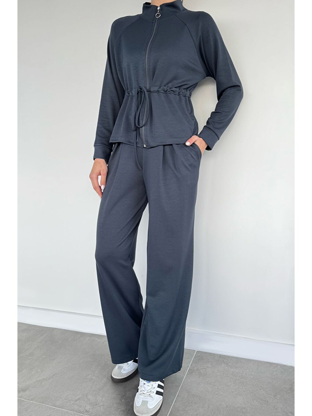 Gri Kadın Bel Büzgülü Kemerli Sweat Pantolon İkili Takım-1