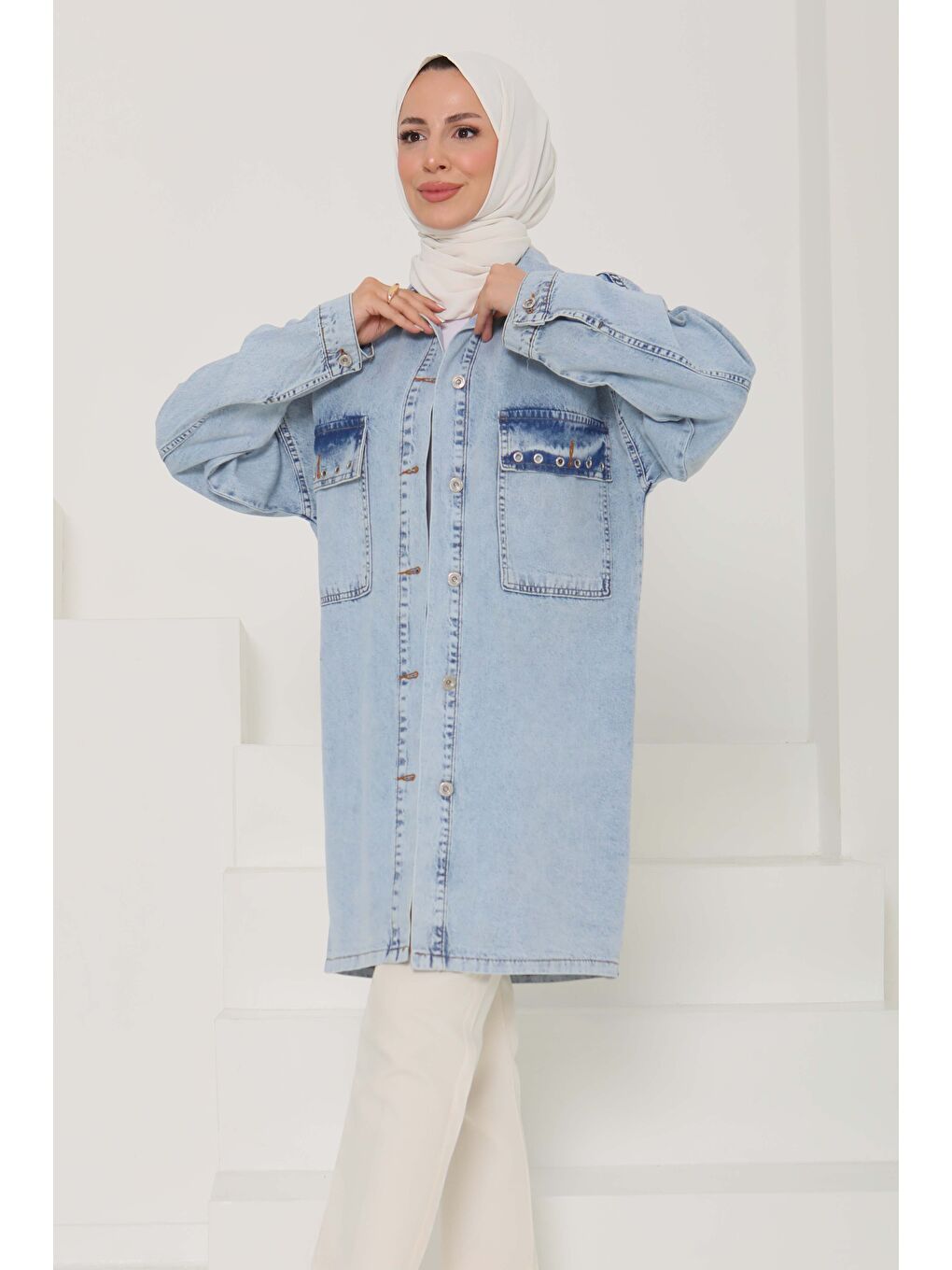Kadın Oversize Kuş Gözü Cepli Jean Ceket Buz Mavi   26579-1