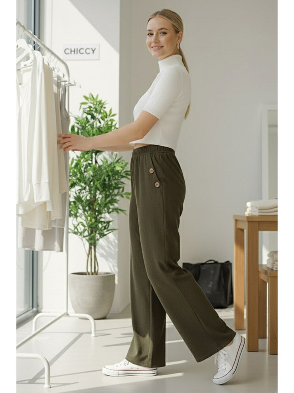 İtalyan Haki Cepli Lastikli Bel Geniş Paça İnce Fitilli Kadife Dokuma Pantolon 100 62-7