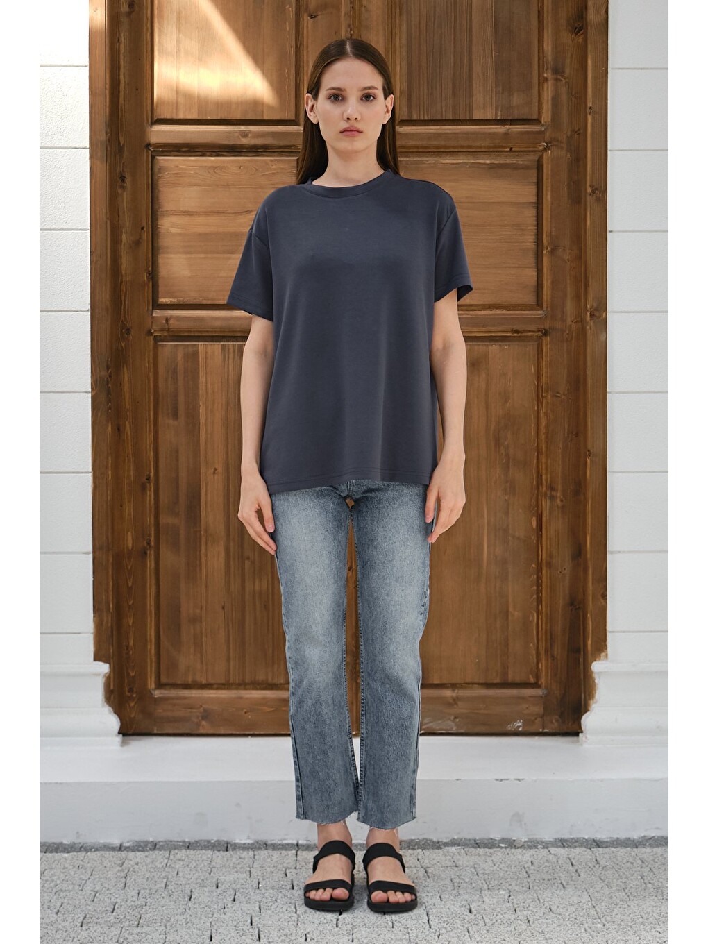 Gri Kadın Modal Kumaş Basic Oversize Tişört Bisiklet Yaka Günlük Salaş Tişört-3