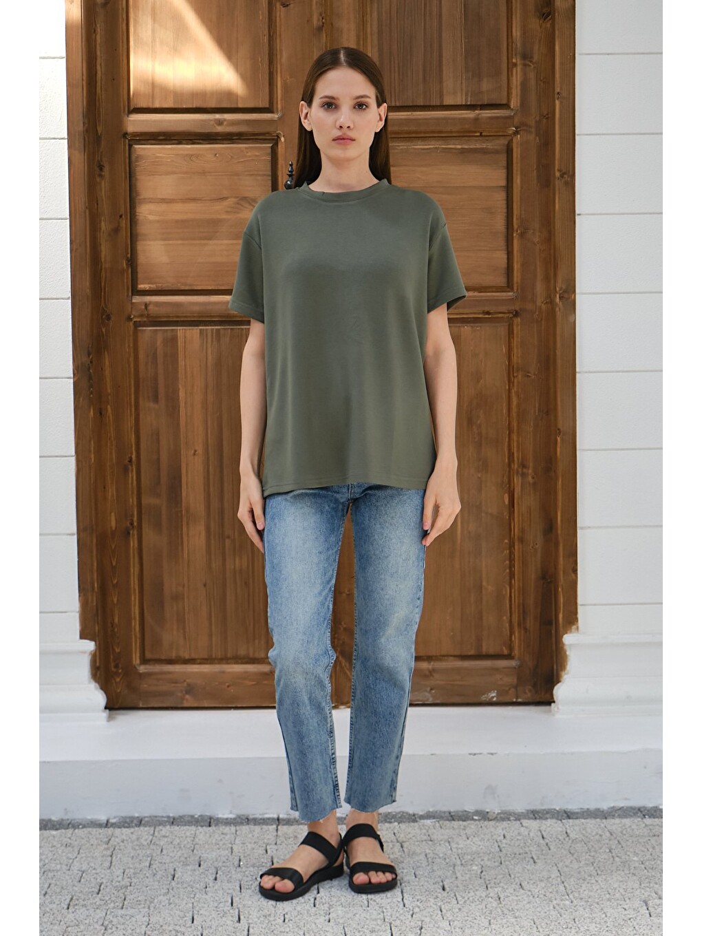 Yeşil Kadın Modal Kumaş Basic Oversize Tişört Bisiklet Yaka Günlük Salaş Tişört-3