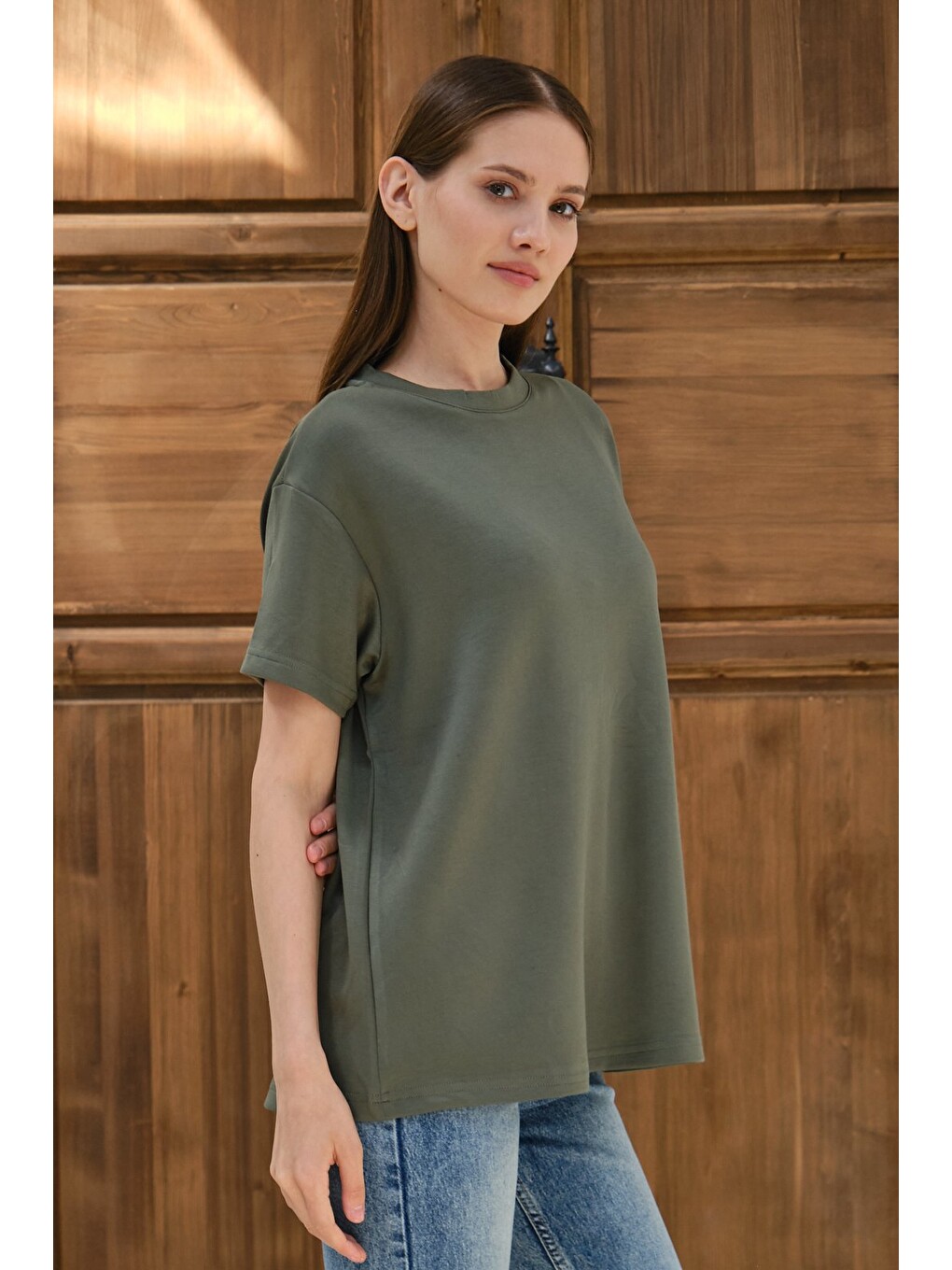 Yeşil Kadın Modal Kumaş Basic Oversize Tişört Bisiklet Yaka Günlük Salaş Tişört-5