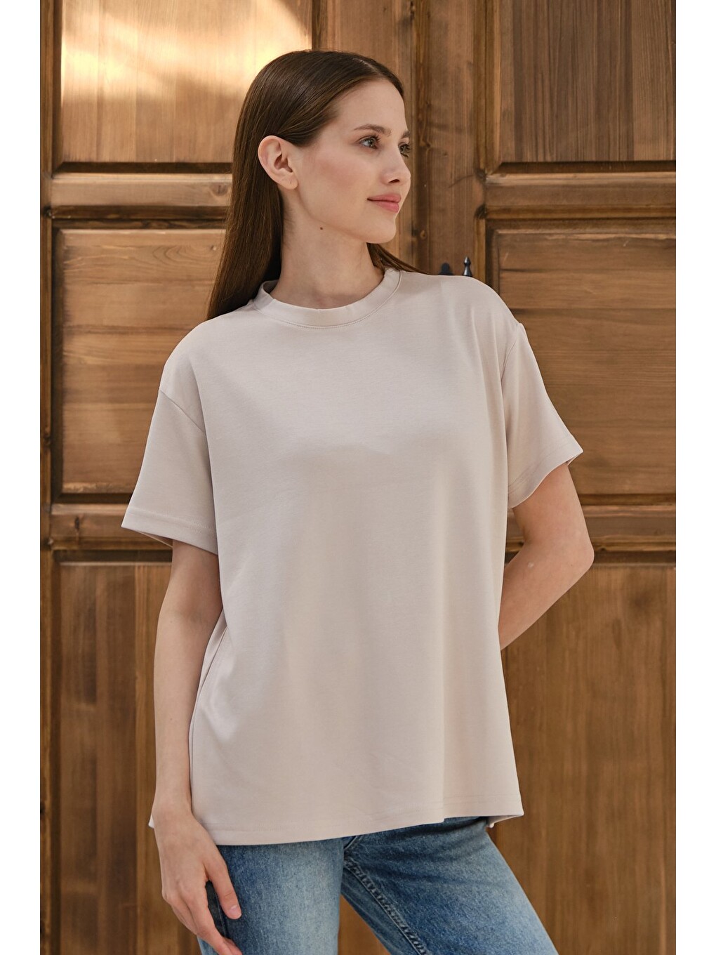 Bej Kadın Modal Kumaş Basic Oversize Tişört Bisiklet Yaka Günlük Salaş Tişört-2