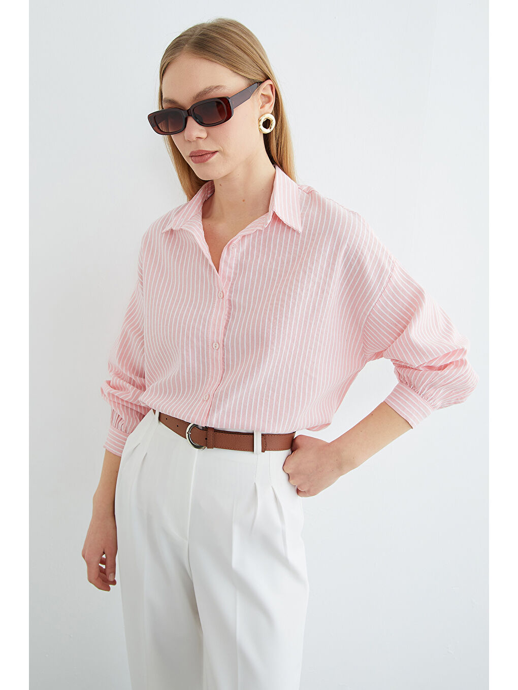 Pembe Çizgili Arkası Uzun Oversize Gömlek-1