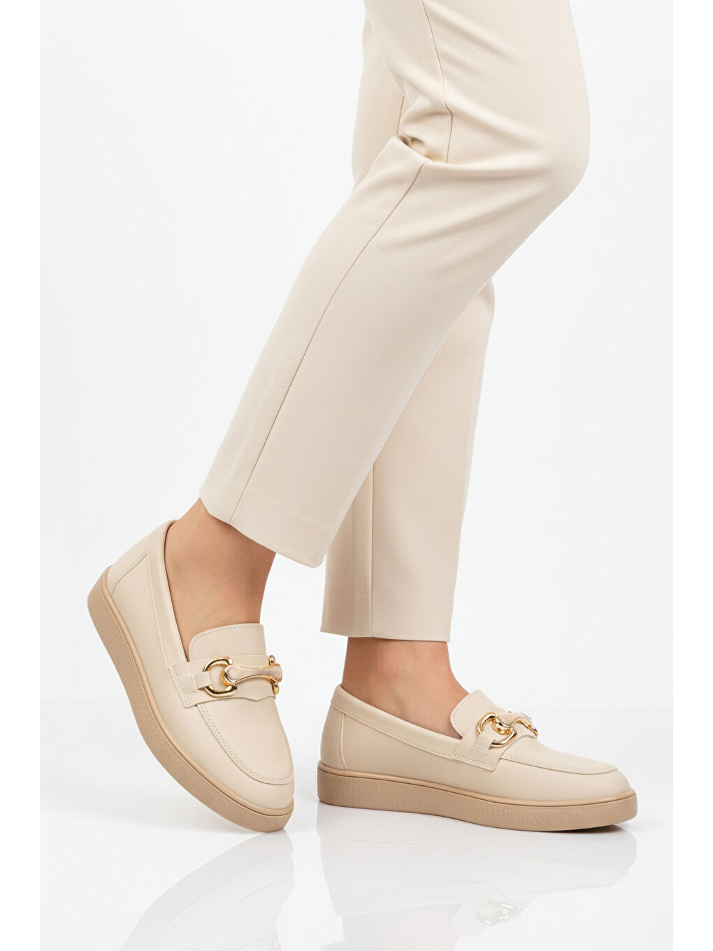 Bej Hafif Kadın Casual Ayakkabı B-04 Z