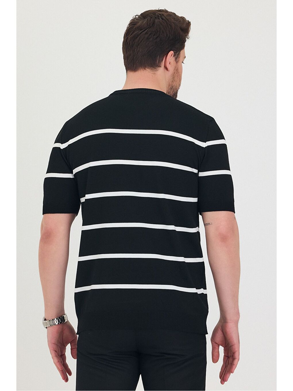 Siyah Erkek Bisiklet Yaka Kalın Çizgi Detaylı Kısa Kollu Ince Triko Tişört-7