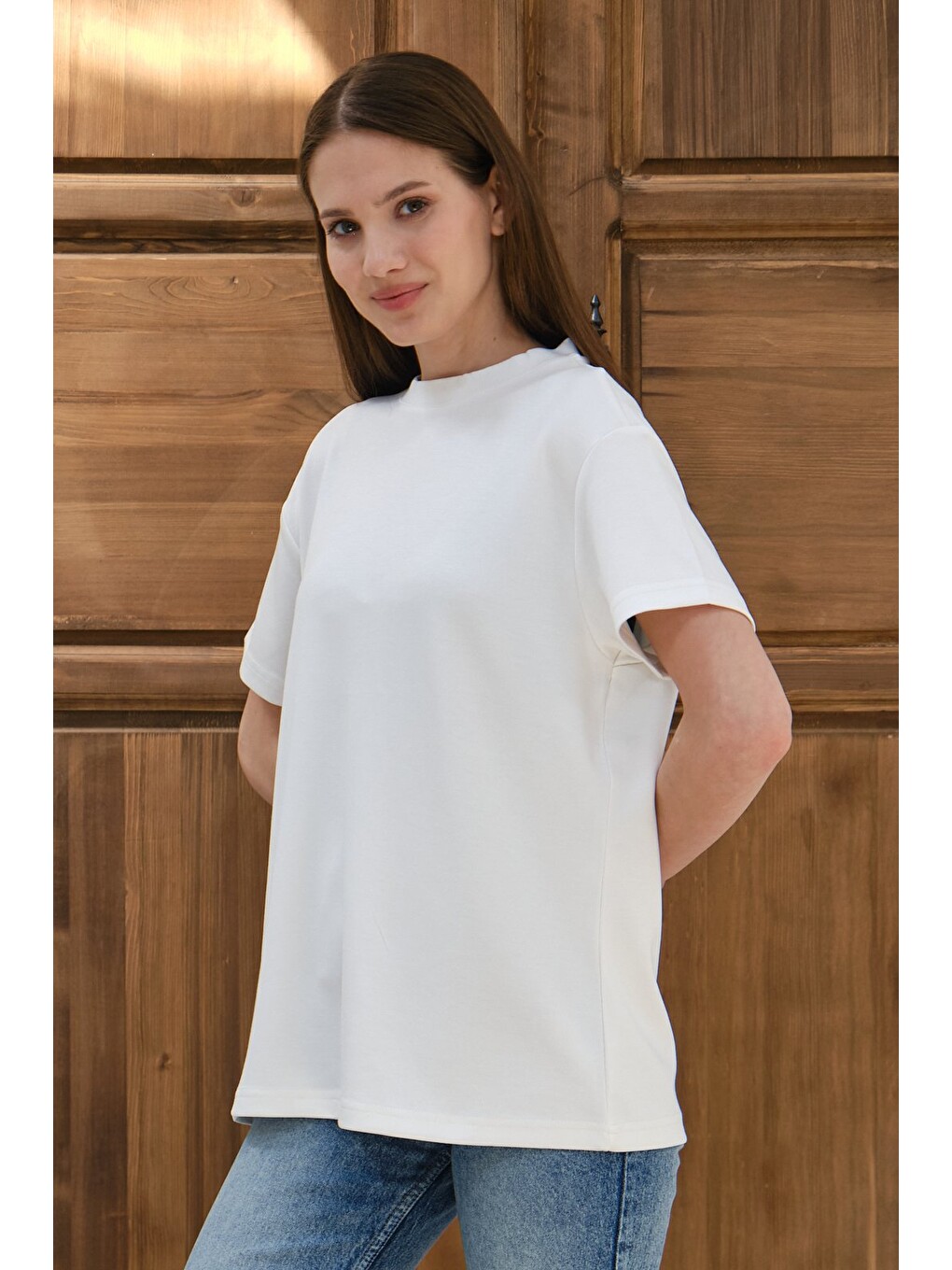 Ekru Kadın Modal Kumaş Basic Oversize Tişört Bisiklet Yaka Günlük Salaş Tişört-2