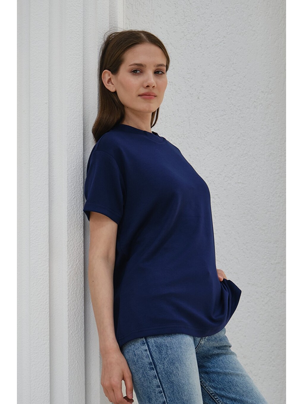 Lacivert Kadın Modal Kumaş Basic Oversize Tişört Bisiklet Yaka Günlük Salaş Tişört-2