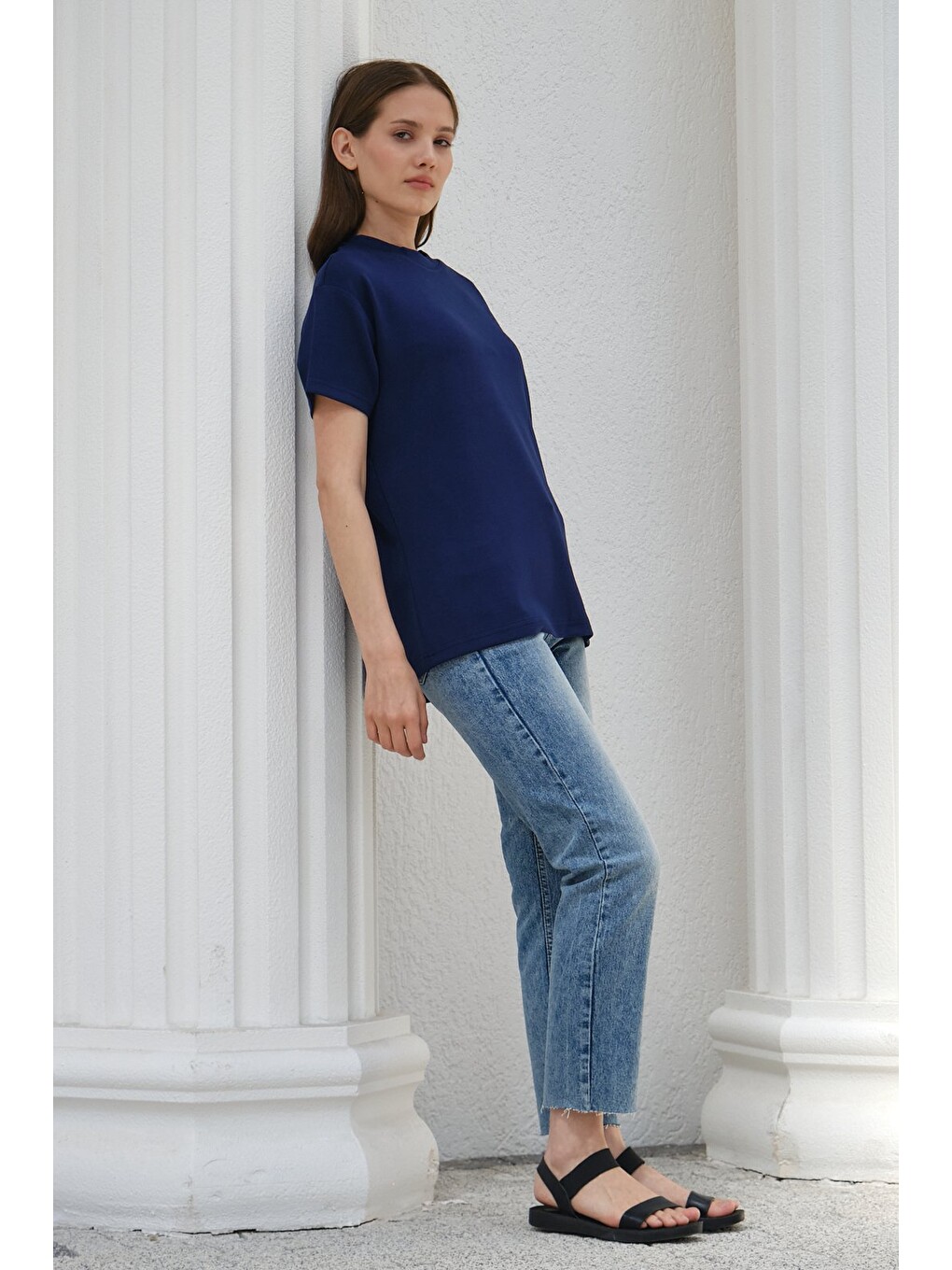 Lacivert Kadın Modal Kumaş Basic Oversize Tişört Bisiklet Yaka Günlük Salaş Tişört-3