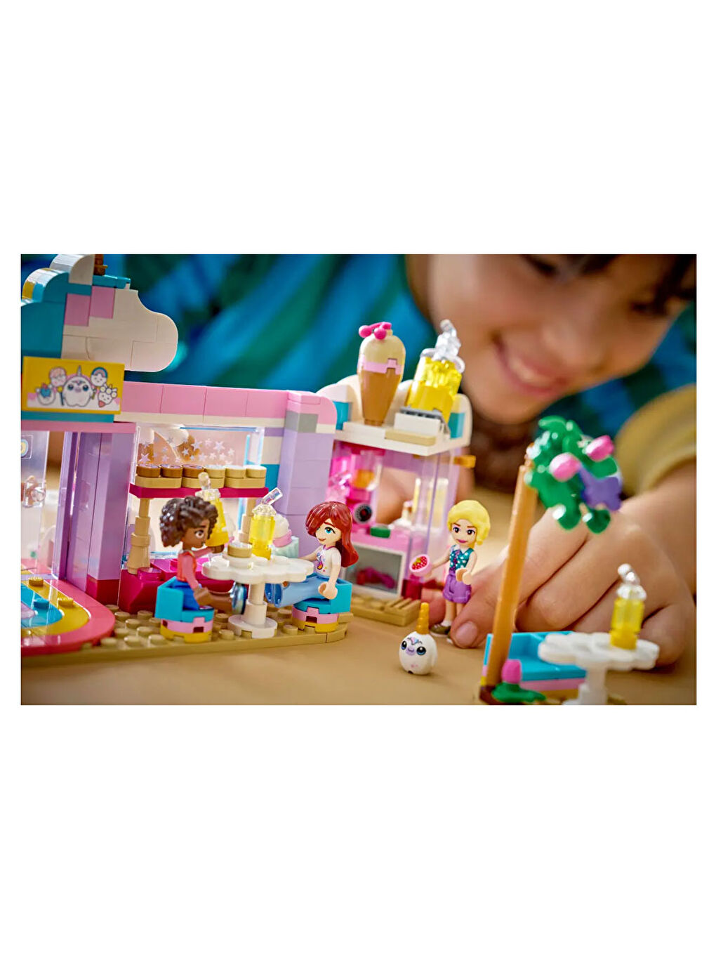 Friends Renkli Düşler Kafe 42684-6