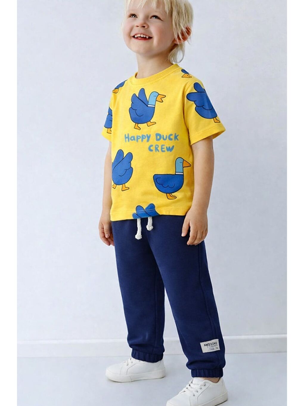 Erkek Çocuk Sarı Ördek Baskılı Jogger Pantololu Altüst Takım