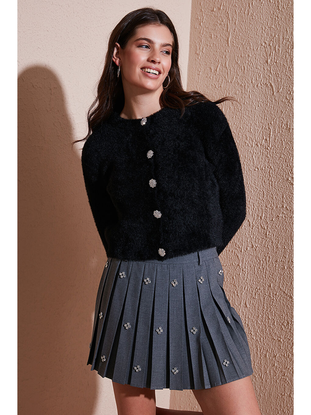 Siyah Fitted Fit Bisiklet Yaka Yumuşak Dokulu Crop Hırka 4615559