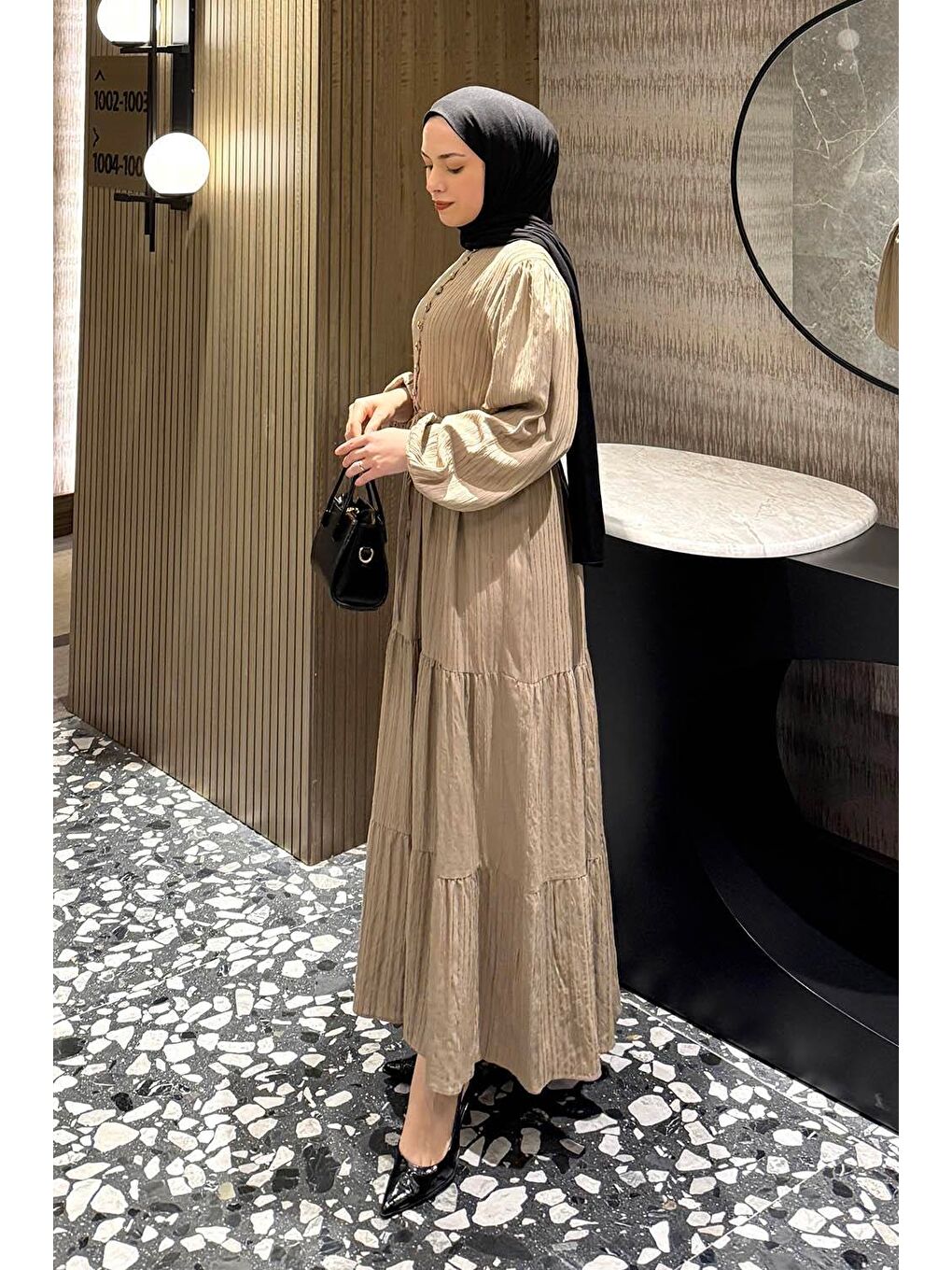 Biritli Tesettür Elbise Bej-1