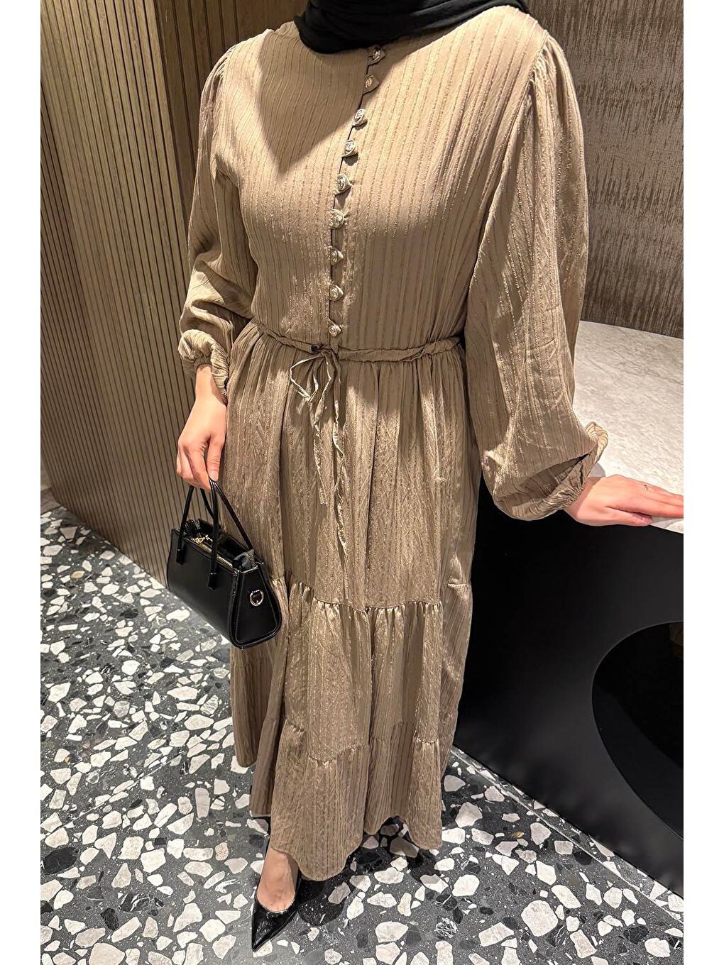 Biritli Tesettür Elbise Bej-2