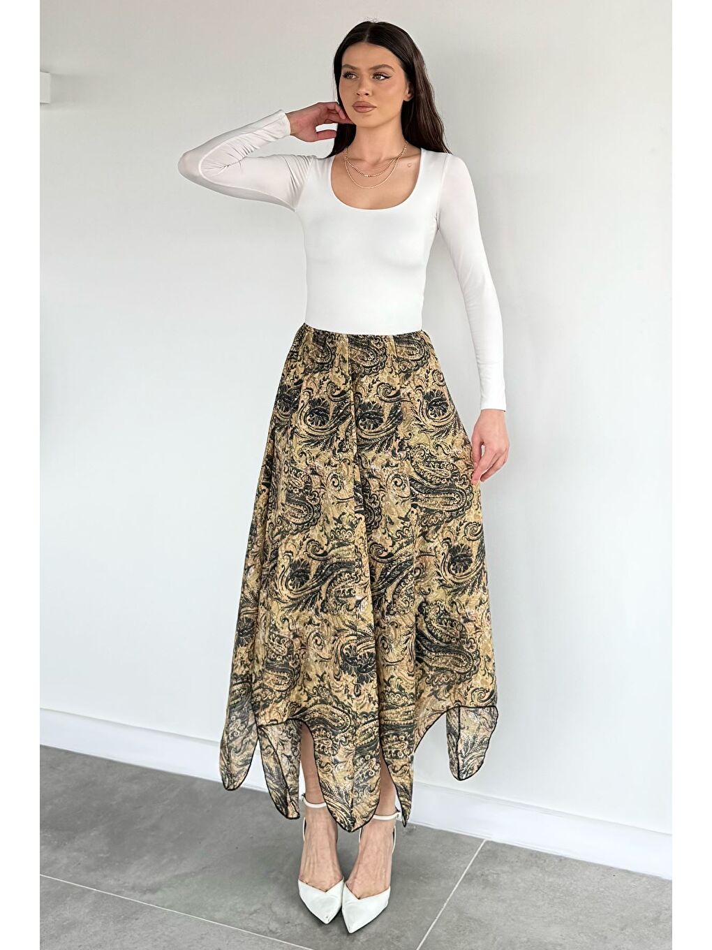 Kahverengi Kadın Bel Lastikli İç Astarlı Asimetrik Kesim Desenli Etek-1