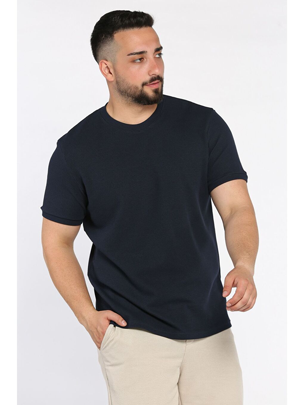 Lacivert Bisiklet Yaka Kendinden Desenli Erkek Tişört-1