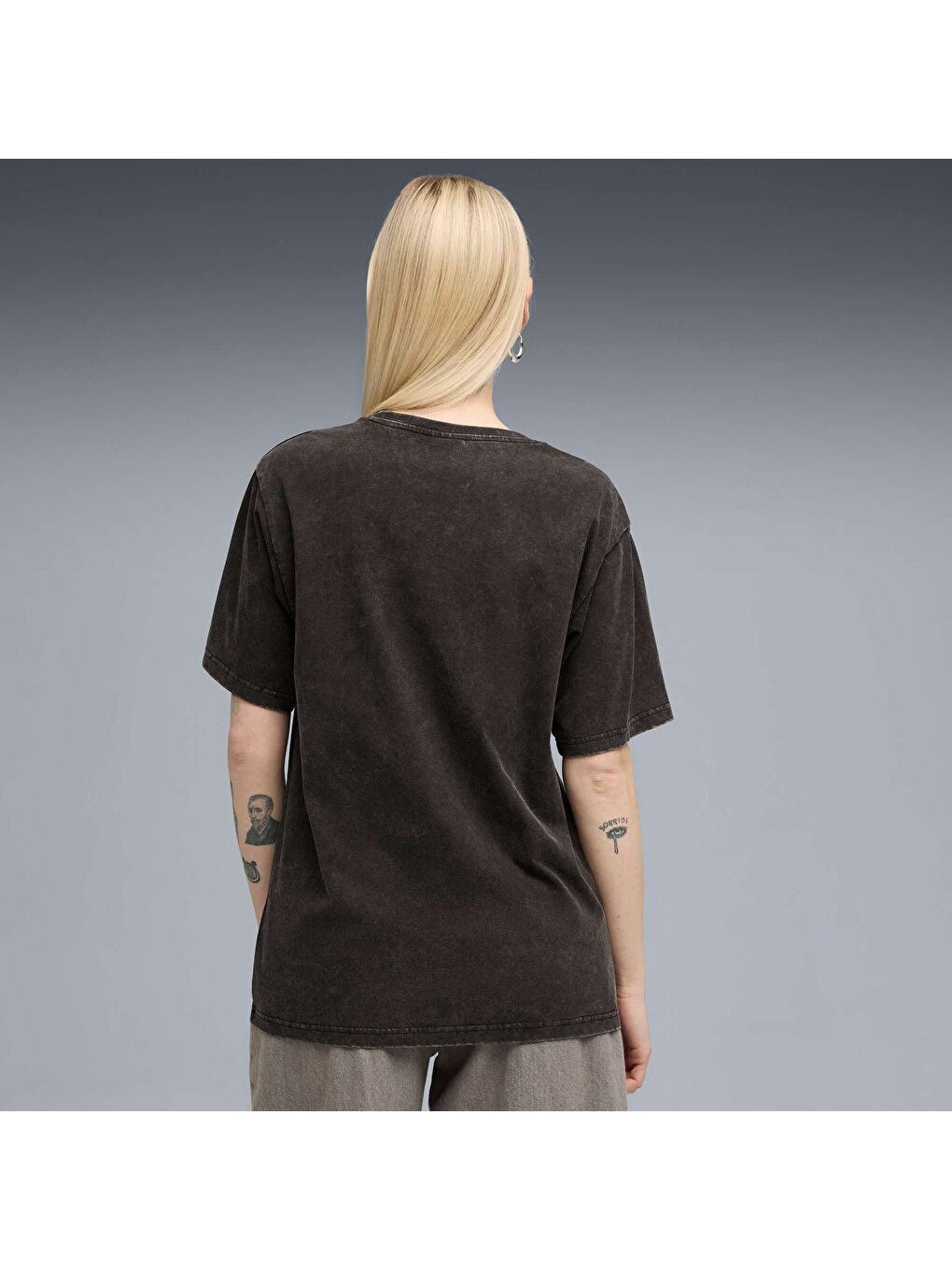 Siyah ESSENTIALS Elevated Kadın Geniş Kesim Tişört-2