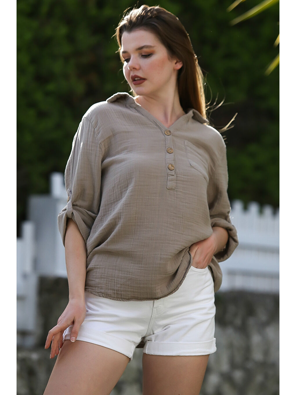 Kahverengi Açık Kahve Gömlek Yaka Düğmeli Uzun Kollu Cepli Casual Müslin Arkası Uzun Dokuma Bluz 70 66-2