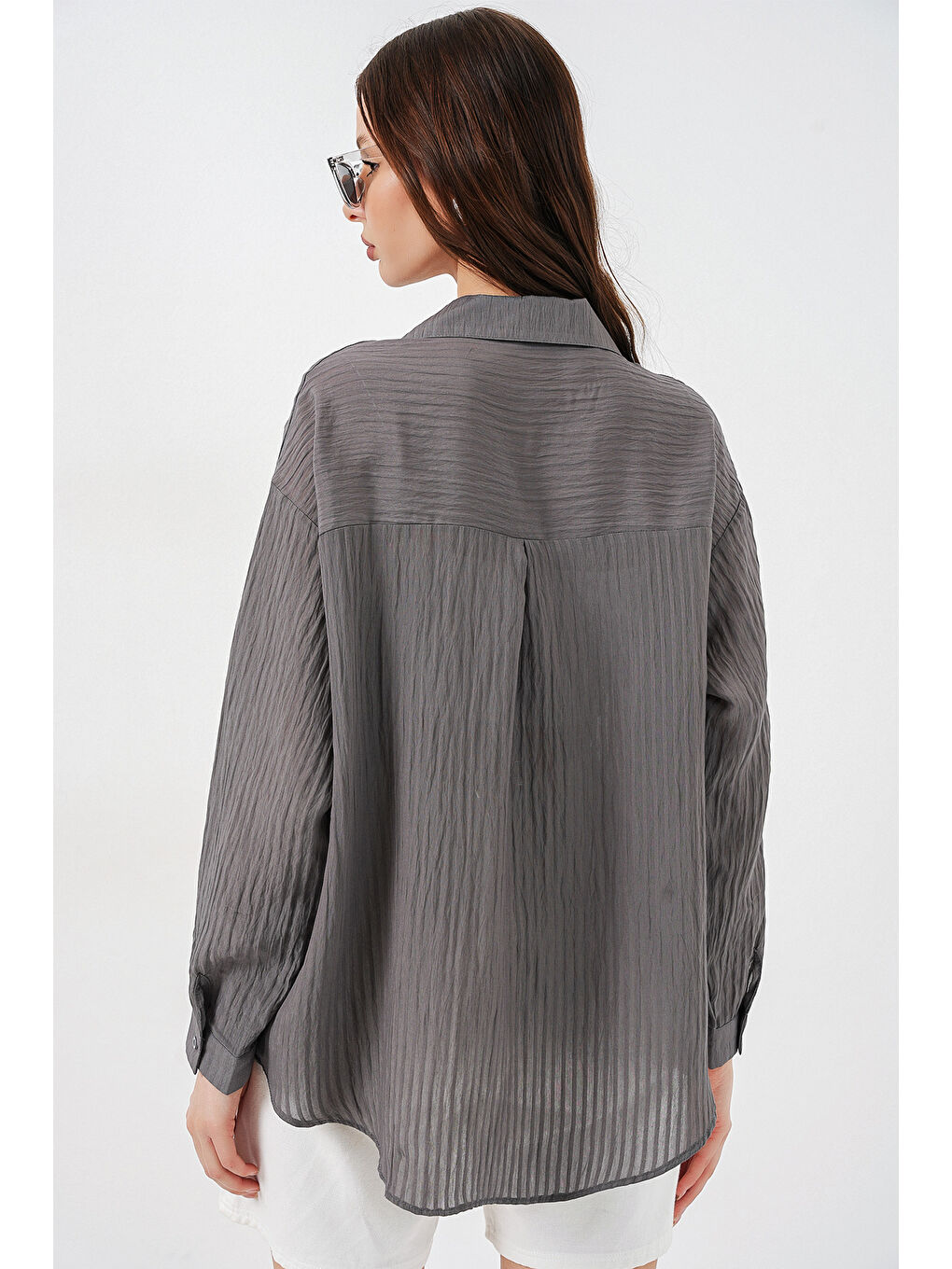 Kadın Uzun Oversize Gömlek 20320 - Antrasit-4