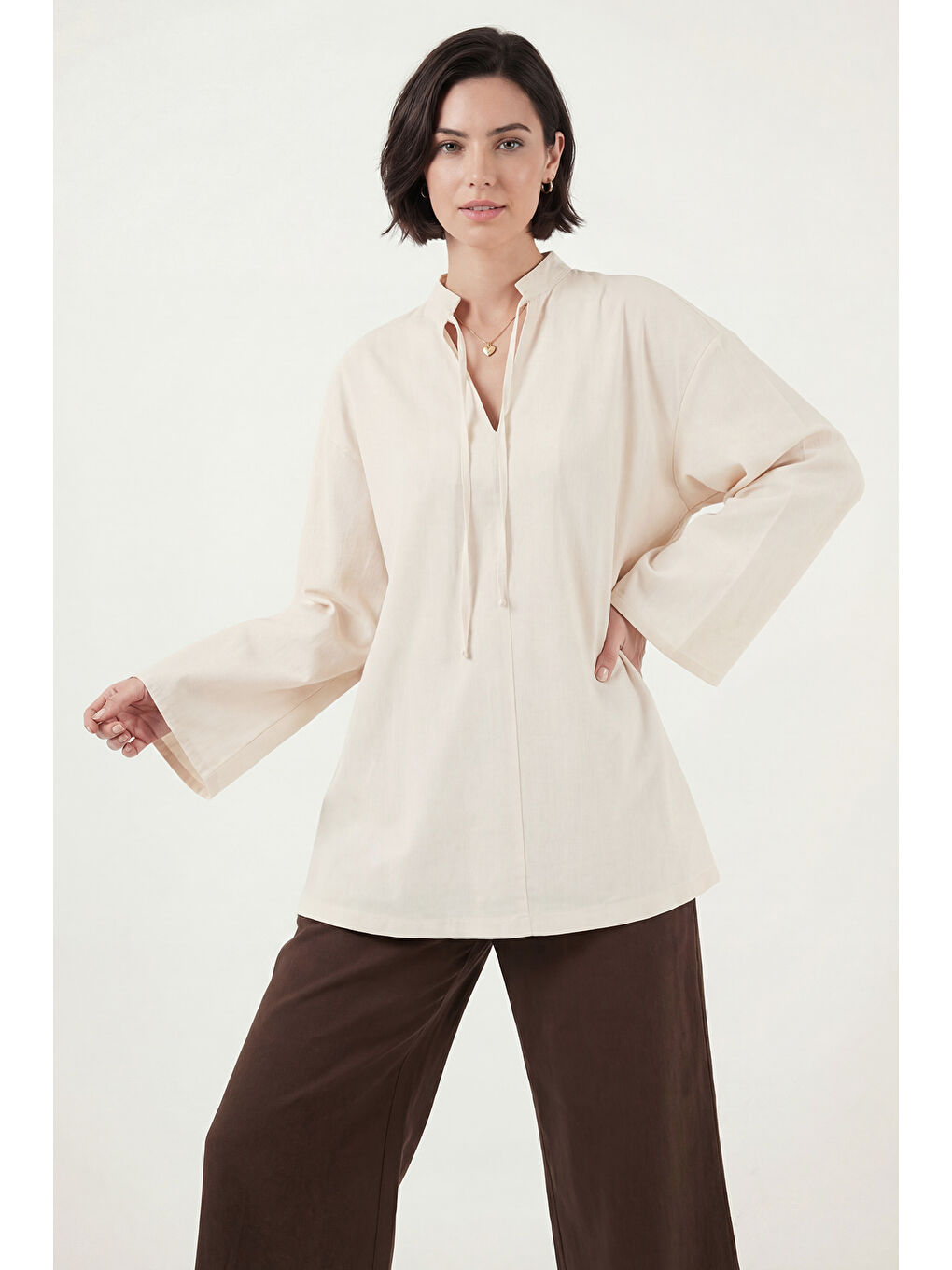 Ekru Bağlamalı Hakim Yaka Pamuklu Rahat Bluz 6925480-1