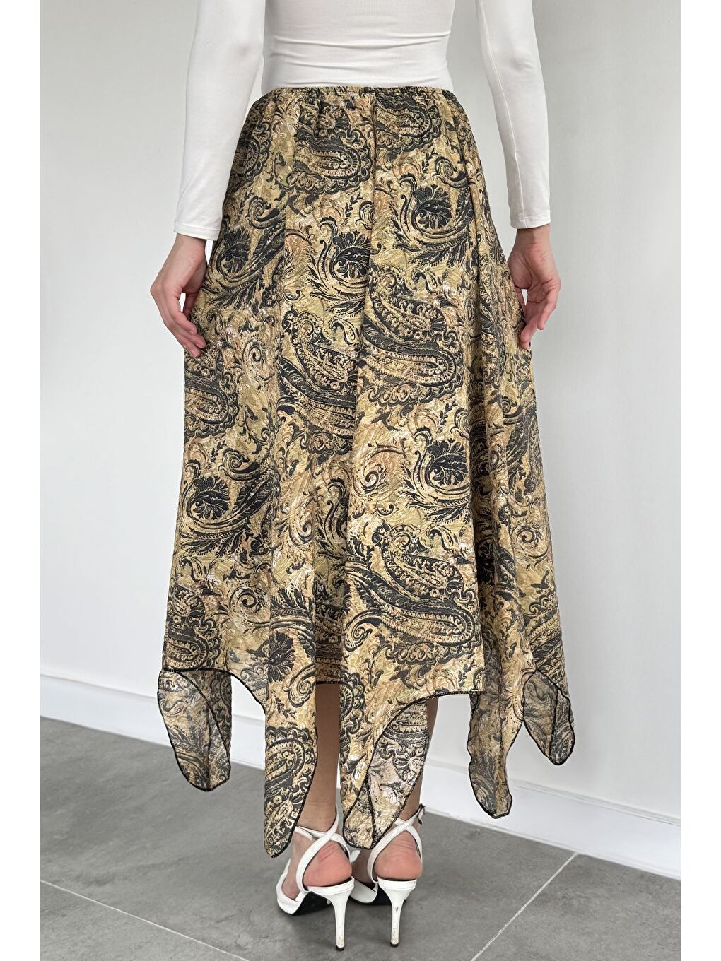 Kahverengi Kadın Bel Lastikli İç Astarlı Asimetrik Kesim Desenli Etek-3