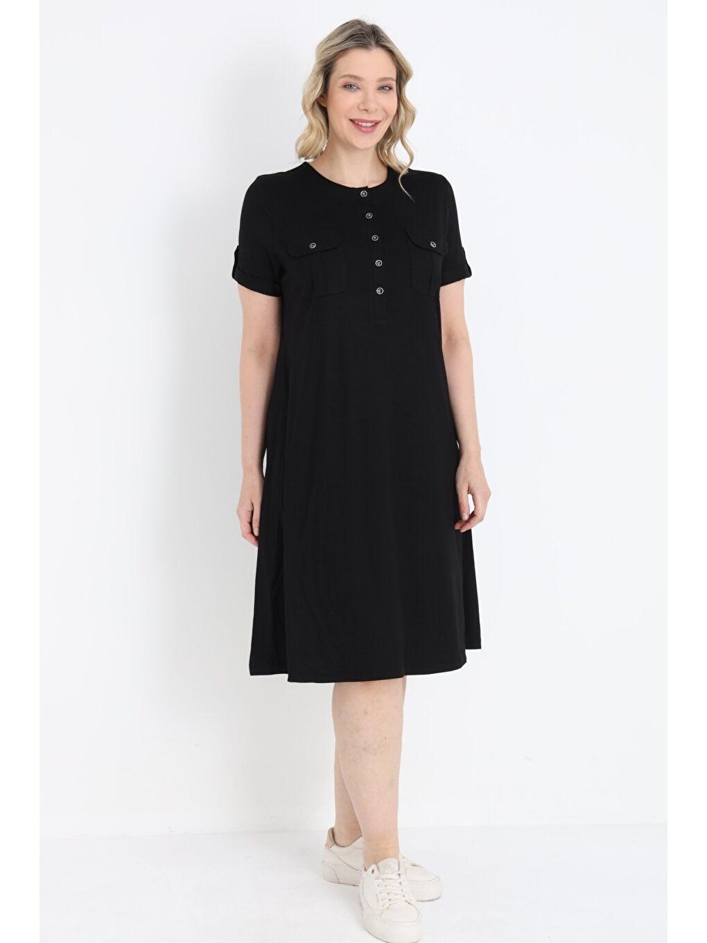 Siyah Büyük Beden Cepli Düğmeli Viskon Elastanlı Elbise-1