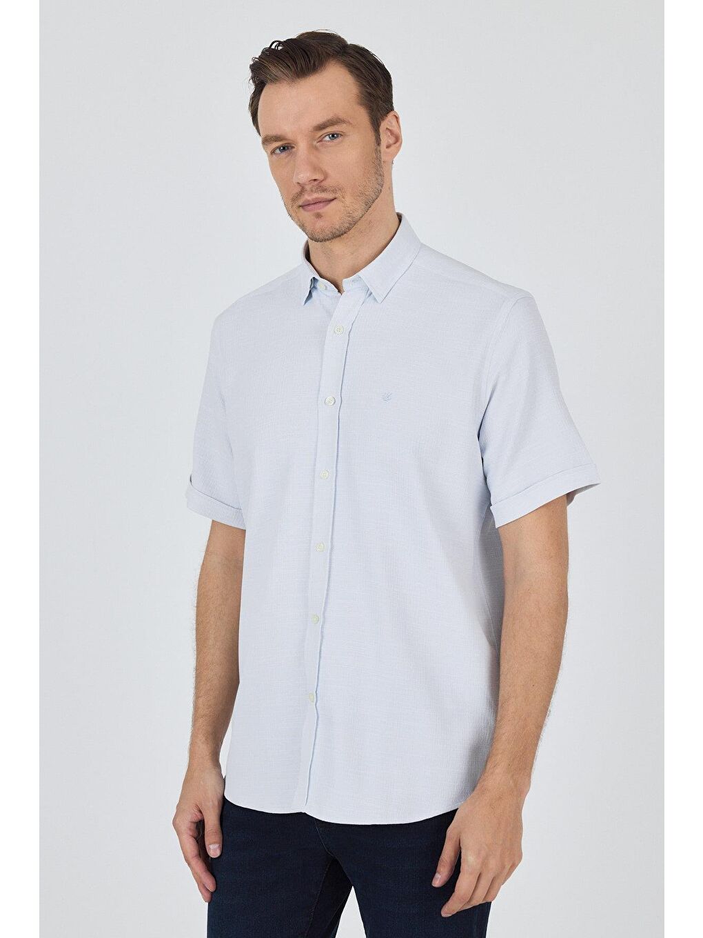 Koyu Mavi Biritli Yaka Düz Casual Pamuklu Comfort Fit Gömlek 1004250221-4