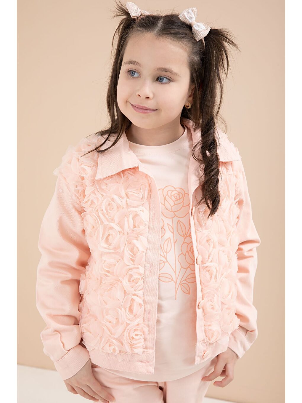 Pembe Somon Önü Gül İşlemeli Ceketli Kız Çocuk Pantolonlu 3lü Alt Üst Takım 23607-3