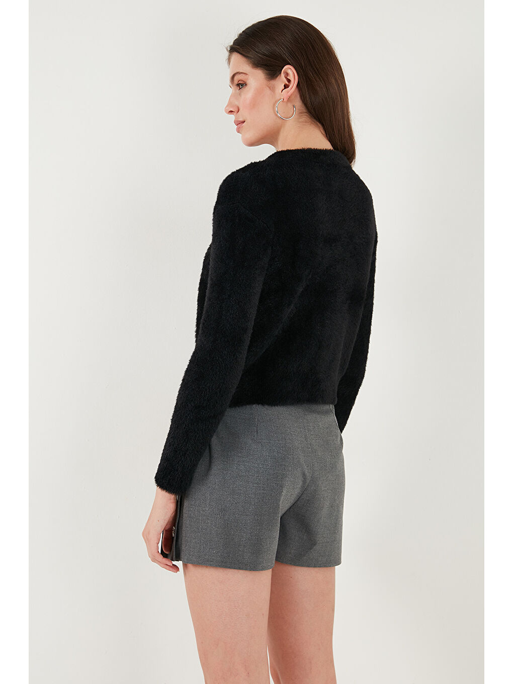 Siyah Fitted Fit Bisiklet Yaka Yumuşak Dokulu Crop Hırka 4615559-6