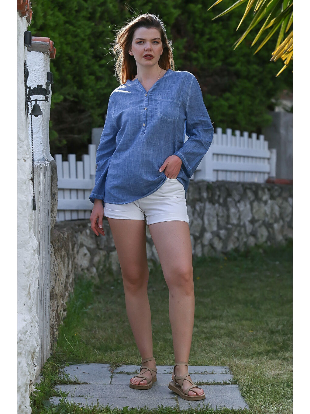 Jean Mavisi Hakim Yaka Düğmeli Uzun Kollu Cepli Yıkamalı Casual Dokuma Bluz 70 60-2