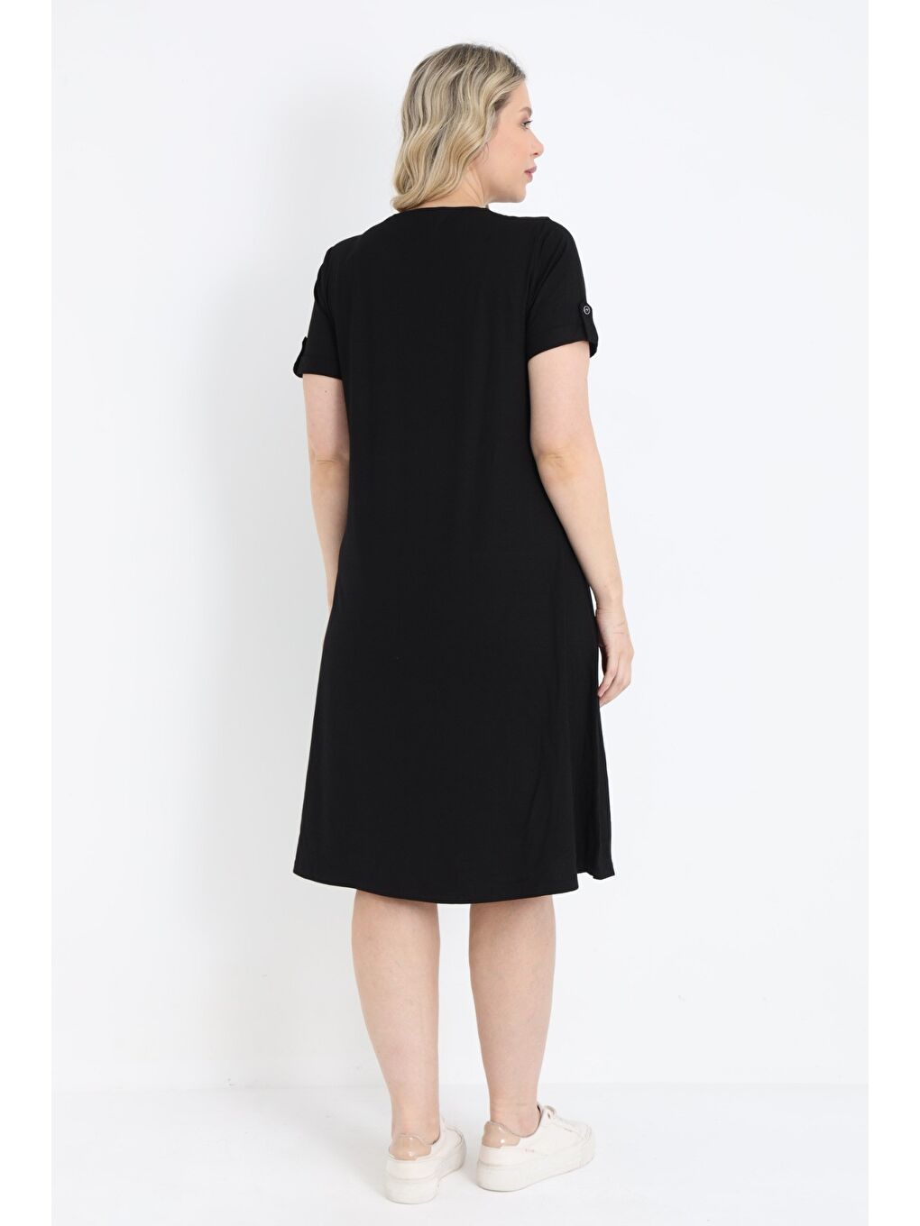 Siyah Büyük Beden Cepli Düğmeli Viskon Elastanlı Elbise-5