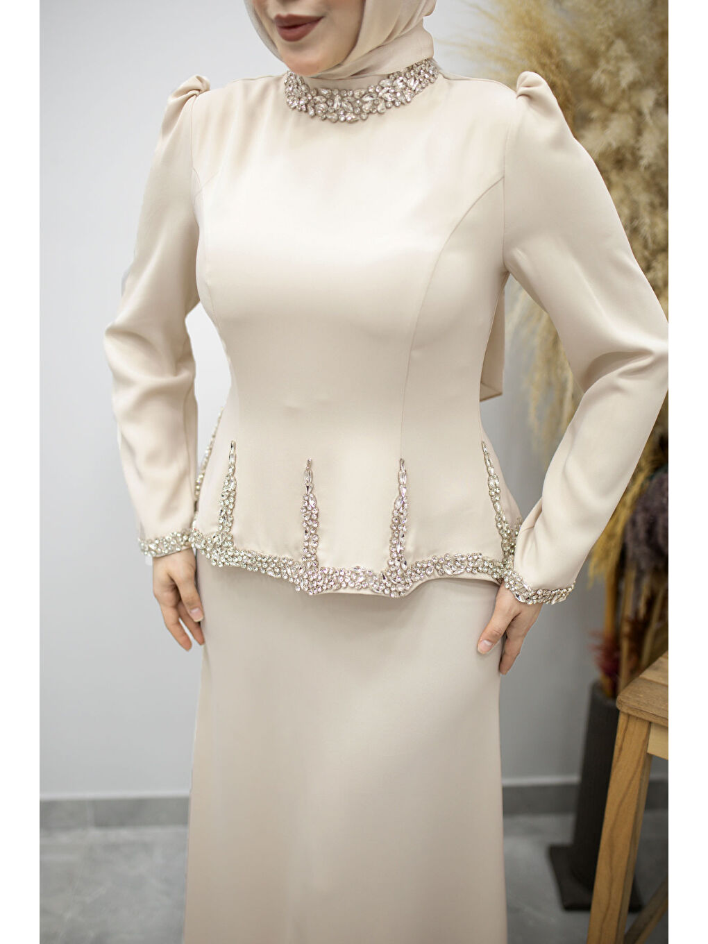 Taş İşlemeli Peplum Abiye TSD260195 Bej-3