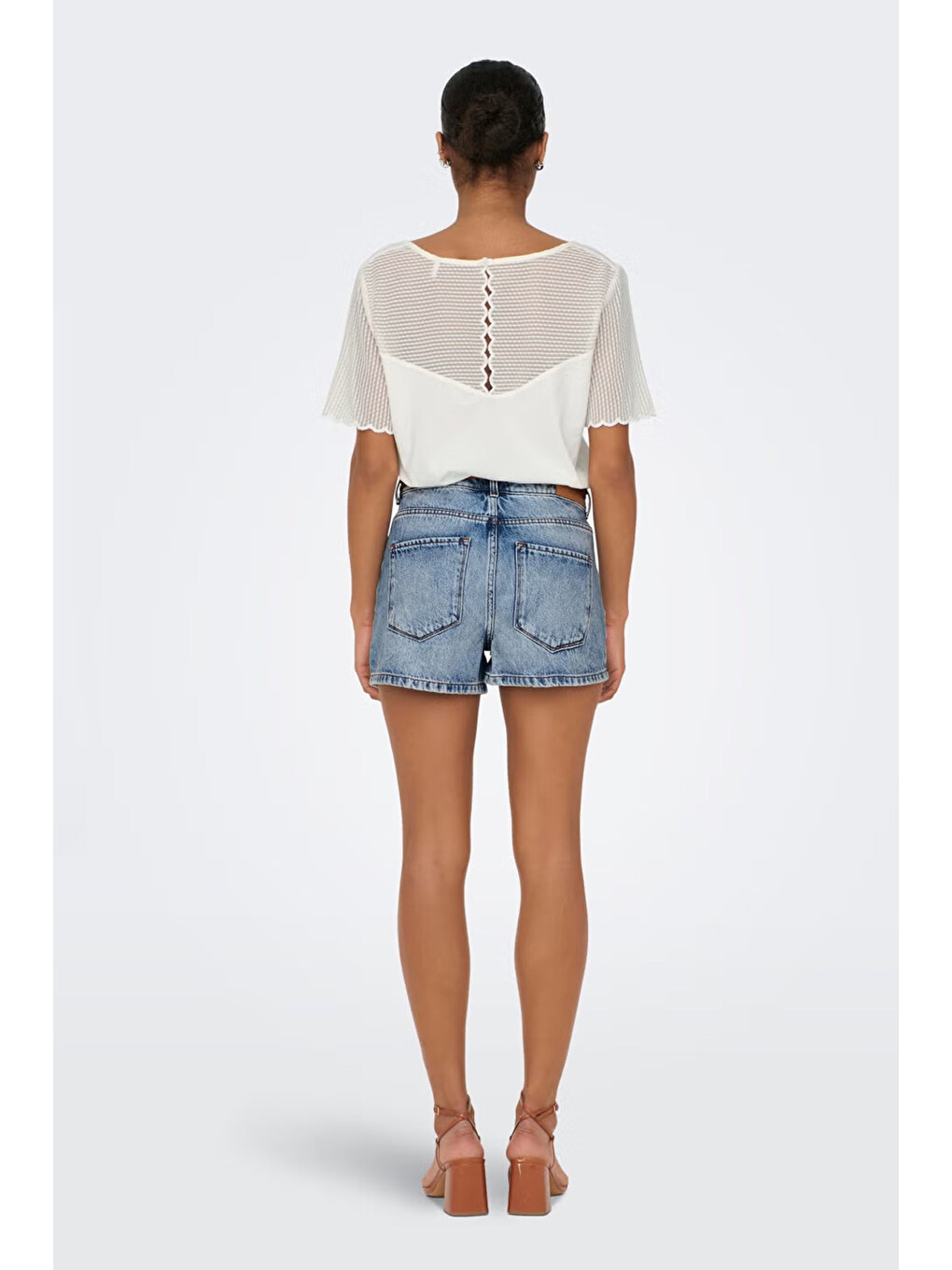 Mavi Onlkelly % 100 Pamuk Regular Fit Yüksek Bel Kadın Jean Short 15221469-2