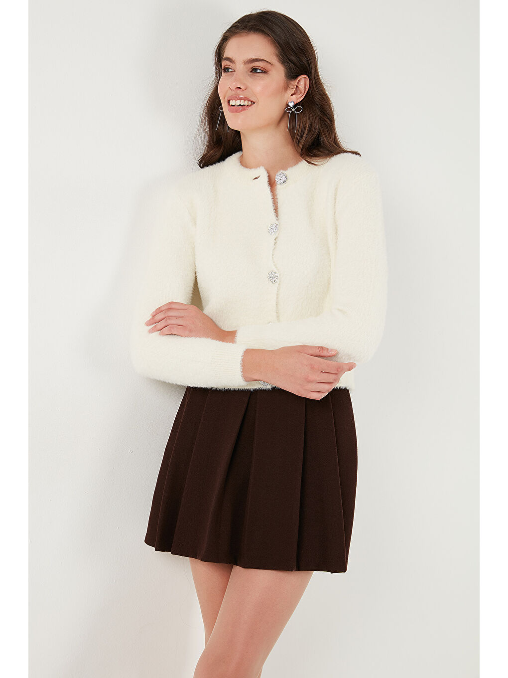 Ekru Fitted Fit Bisiklet Yaka Yumuşak Dokulu Crop Hırka 4615559-5