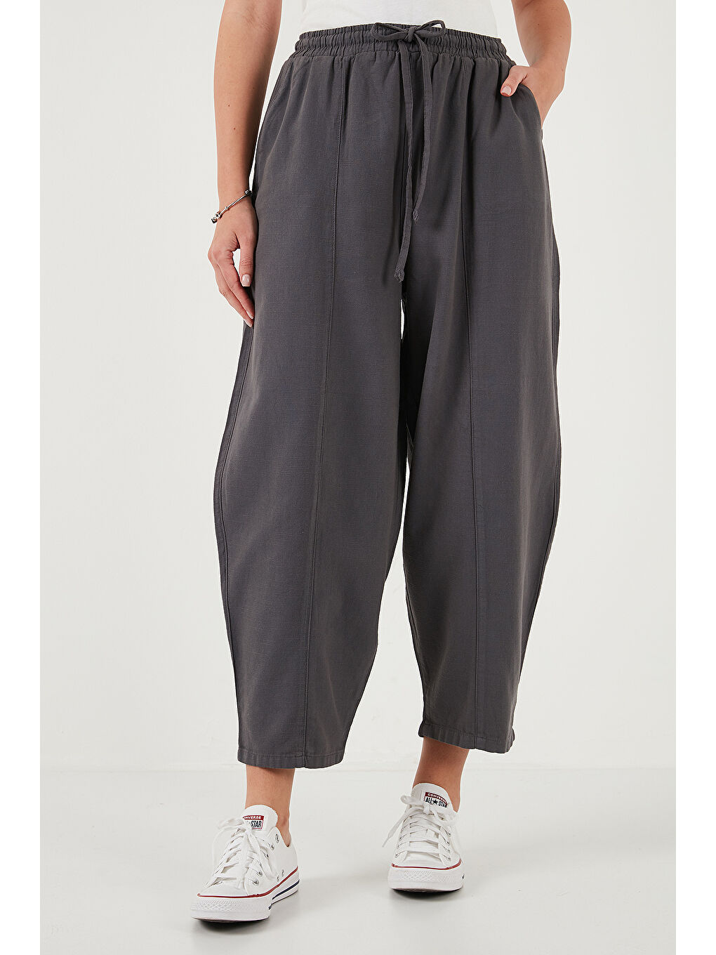 Antrasit Pamuklu Relaxed Fit Normal Bel Daralan Paça Pantolon 668YP5198-2