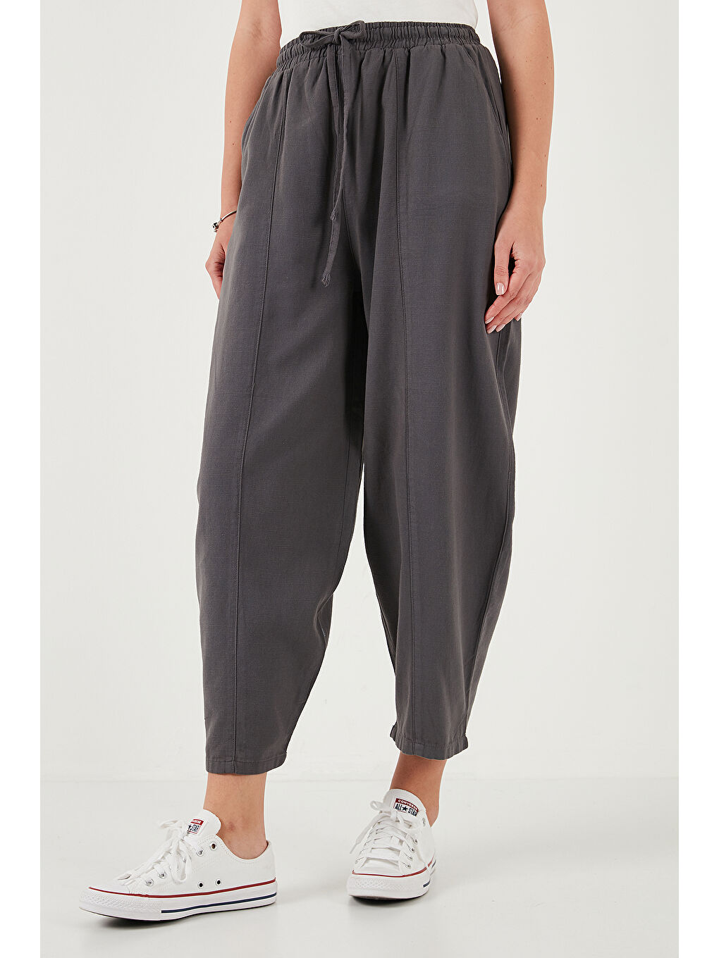 Antrasit Pamuklu Relaxed Fit Normal Bel Daralan Paça Pantolon 668YP5198-3