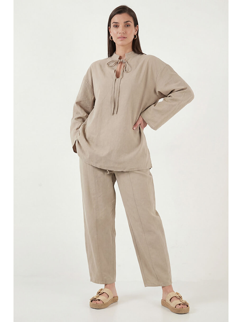 Bej Bağlamalı Hakim Yaka Pamuklu Rahat Bluz 6925480-4