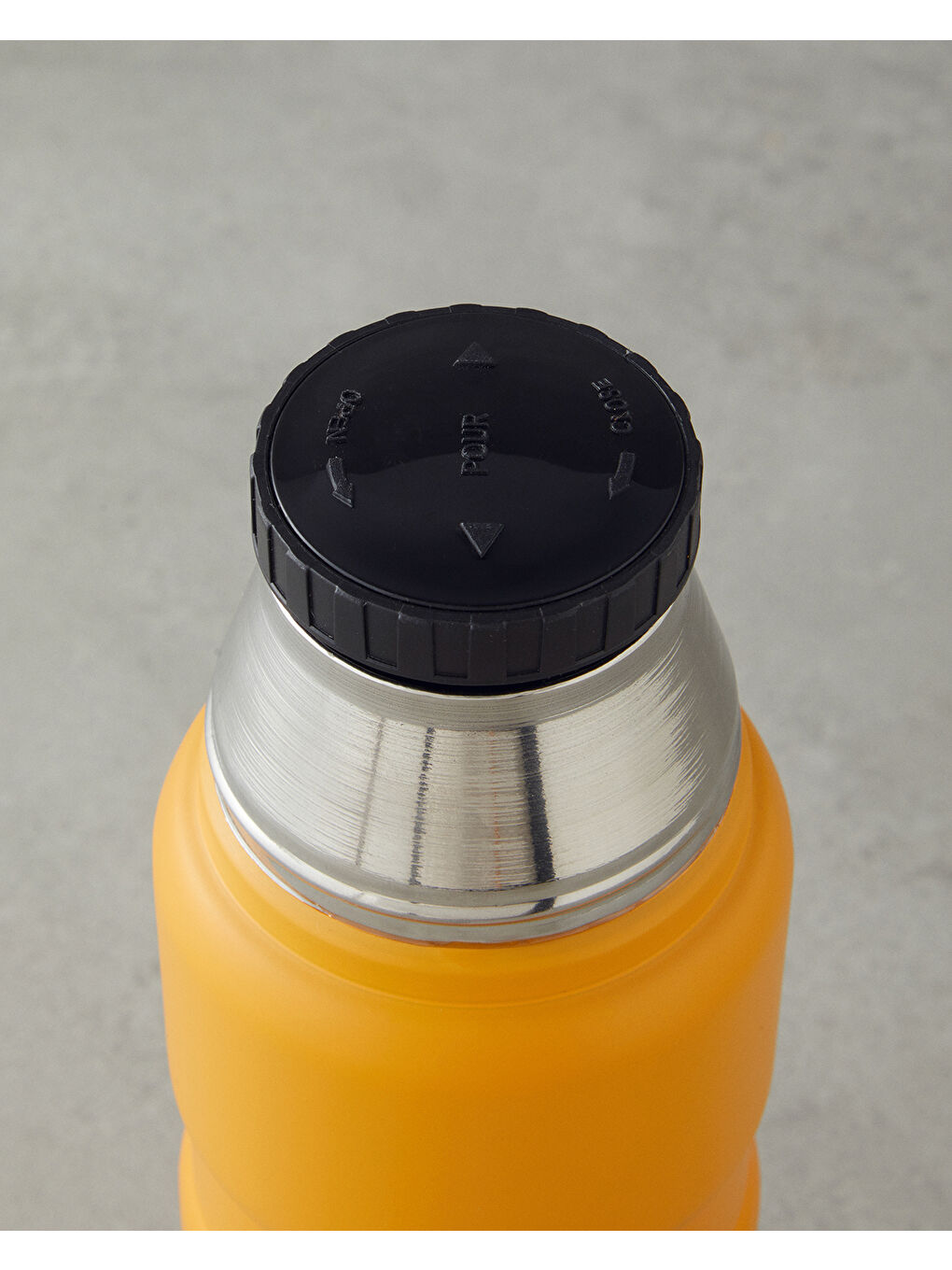 HeatLock Çelik Bardaklı Travel Mug 500 ml Turuncu-2