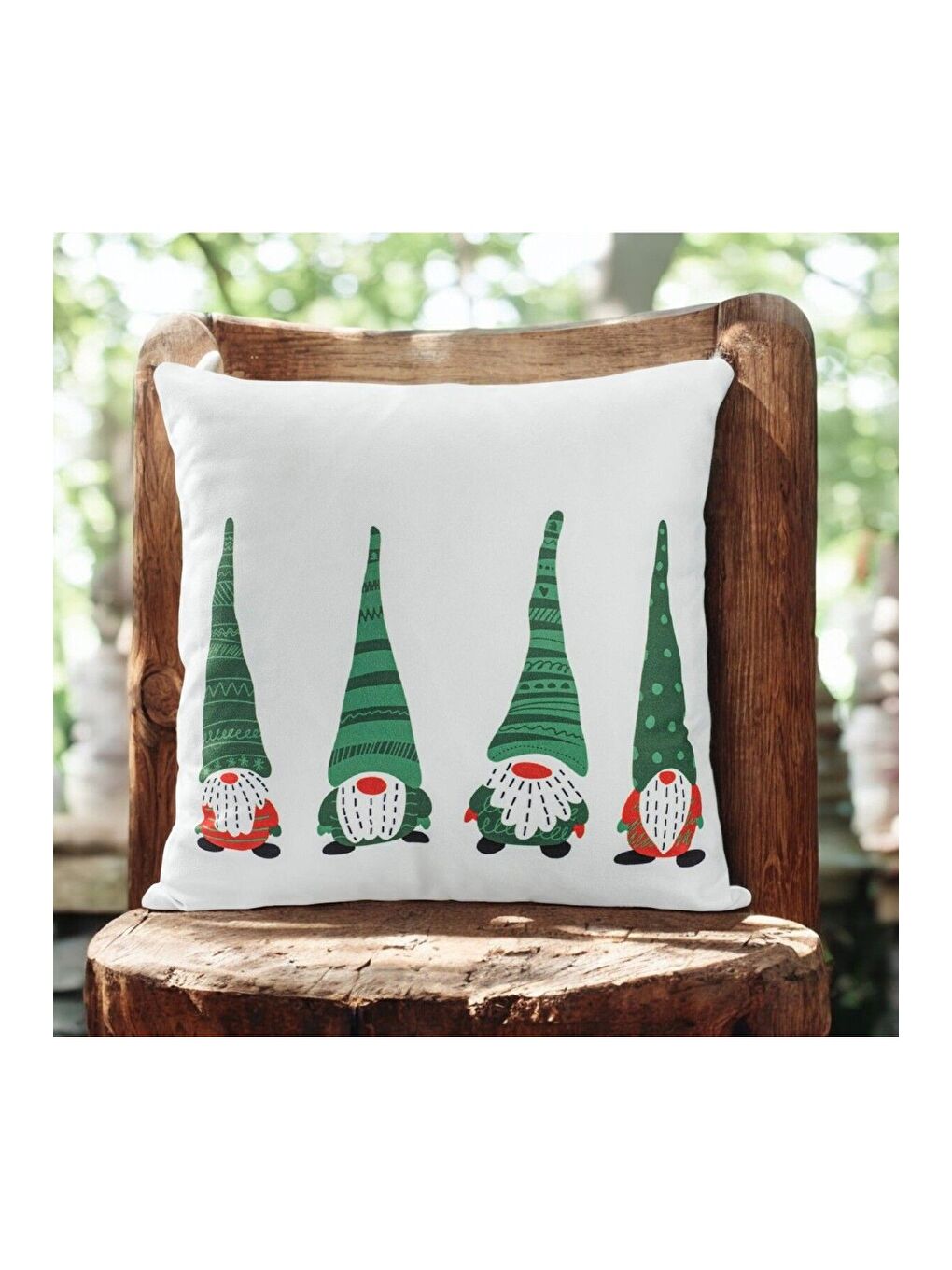 Beyaz Yılbaşı Temalı Kırlent Kılıfı 43x43 cm