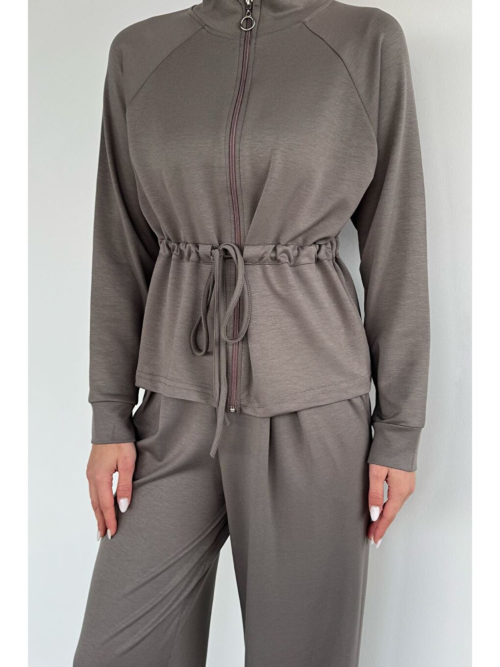 Bej Kadın Bel Büzgülü Kemerli Sweat Pantolon İkili Takım-1