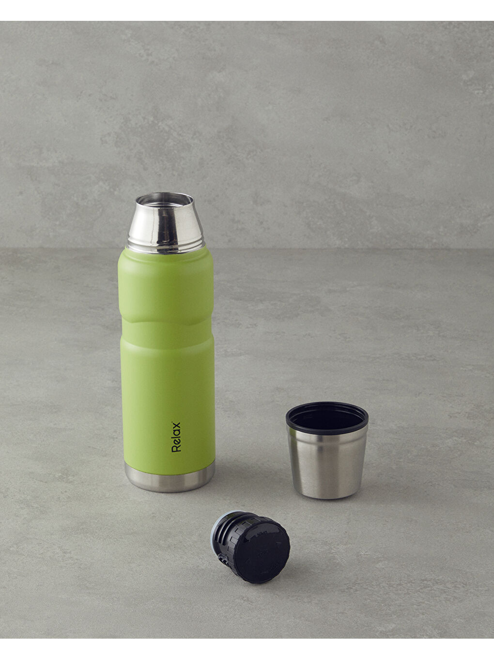 HeatLock Çelik Bardaklı Travel Mug 500 ml Yeşil-1