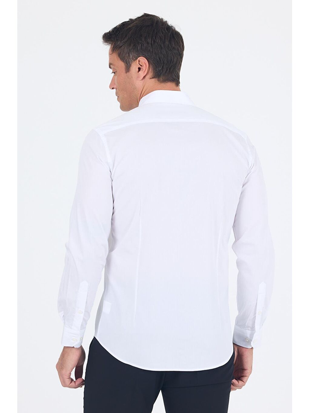 Beyaz Smart Biritli Yaka Cepsiz Bez Ayağı Uzun Kol Slim Fit %100 Pamuk Gömlek 1004250223-4