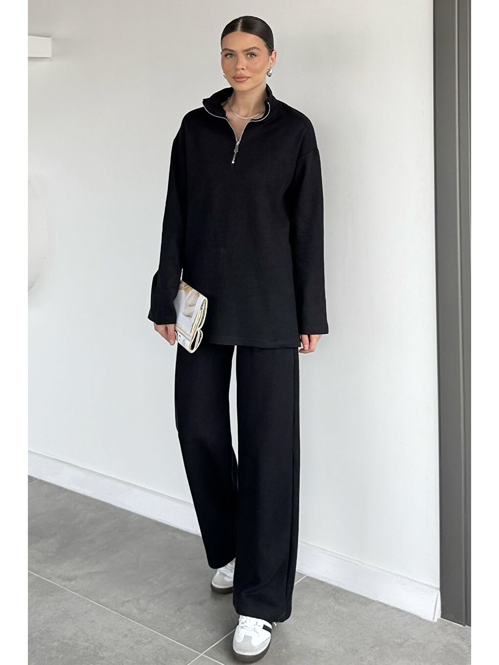 Siyah Kadın Polo Yaka Selanik Kumaş Sweat Bel Lastikli Pantolon İkili Takım