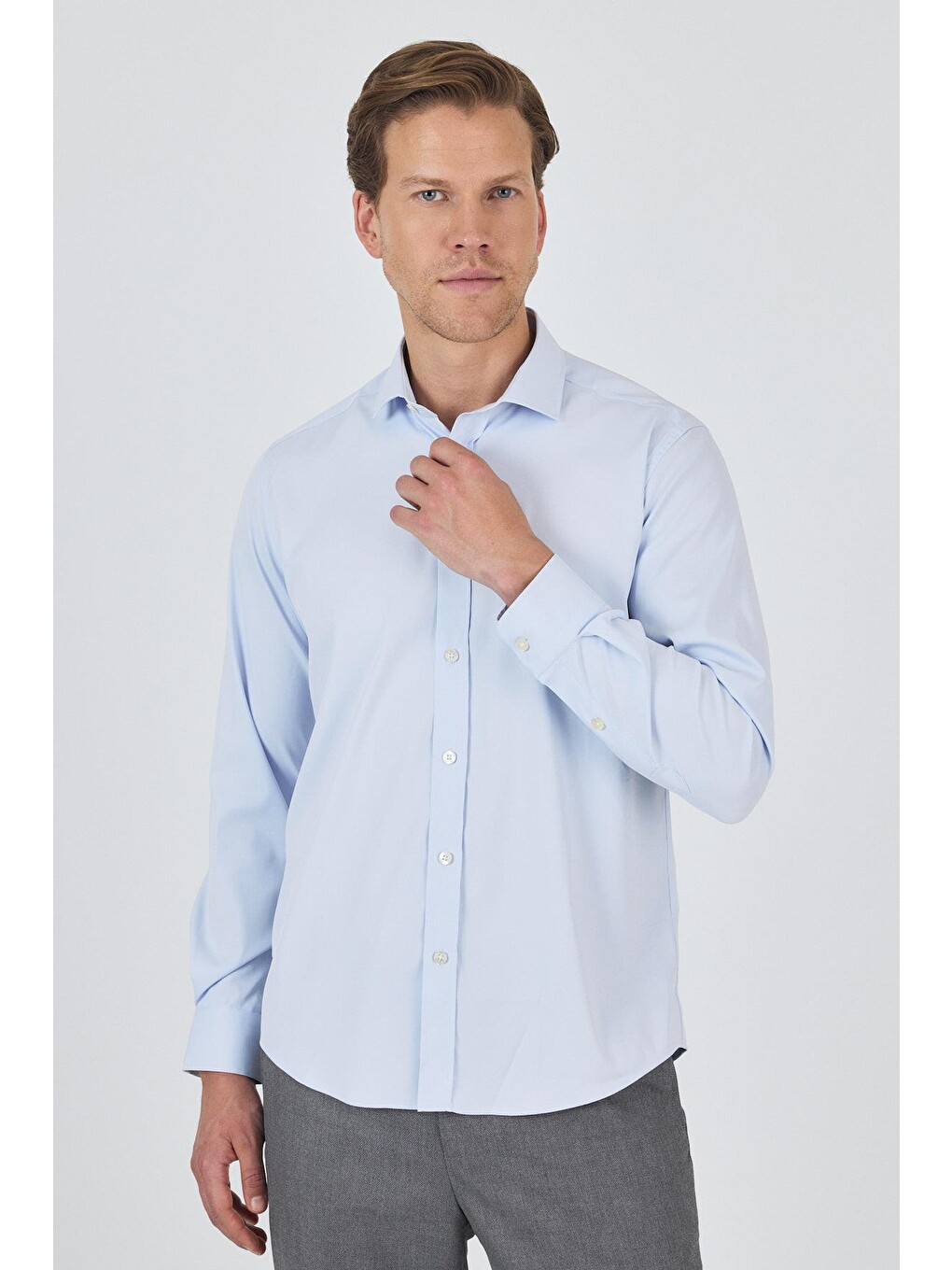 Koyu Mavi Yarım İtalyan Yaka Cepsiz Gabardin Uzun Kol Slim Fit Esnek Gömlek 1004250235