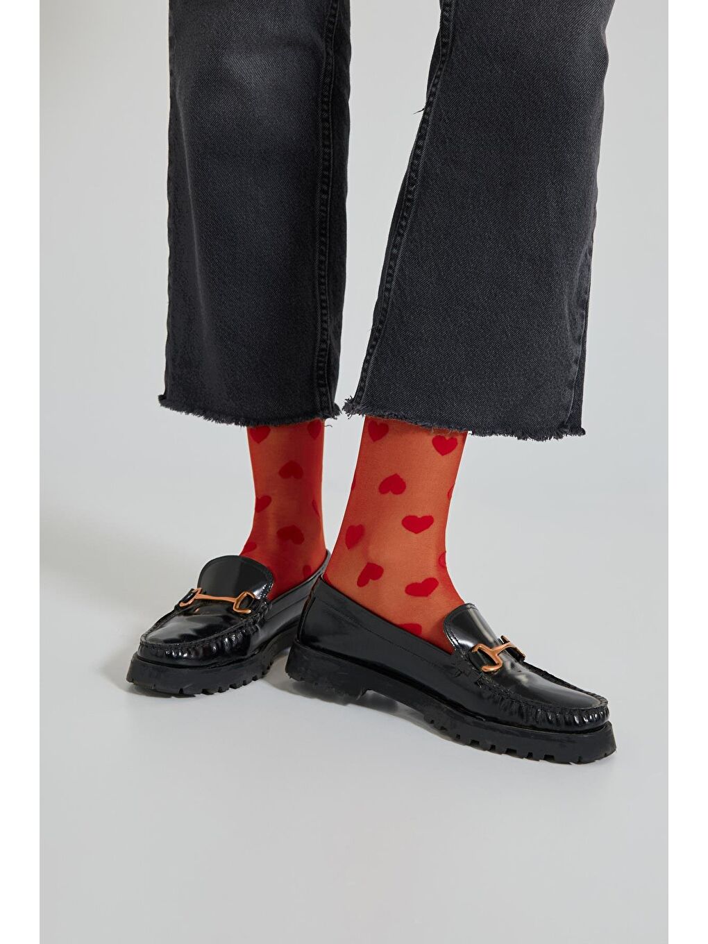 Kadın Kalpli İnce Soket Çorap Kırmızı-1