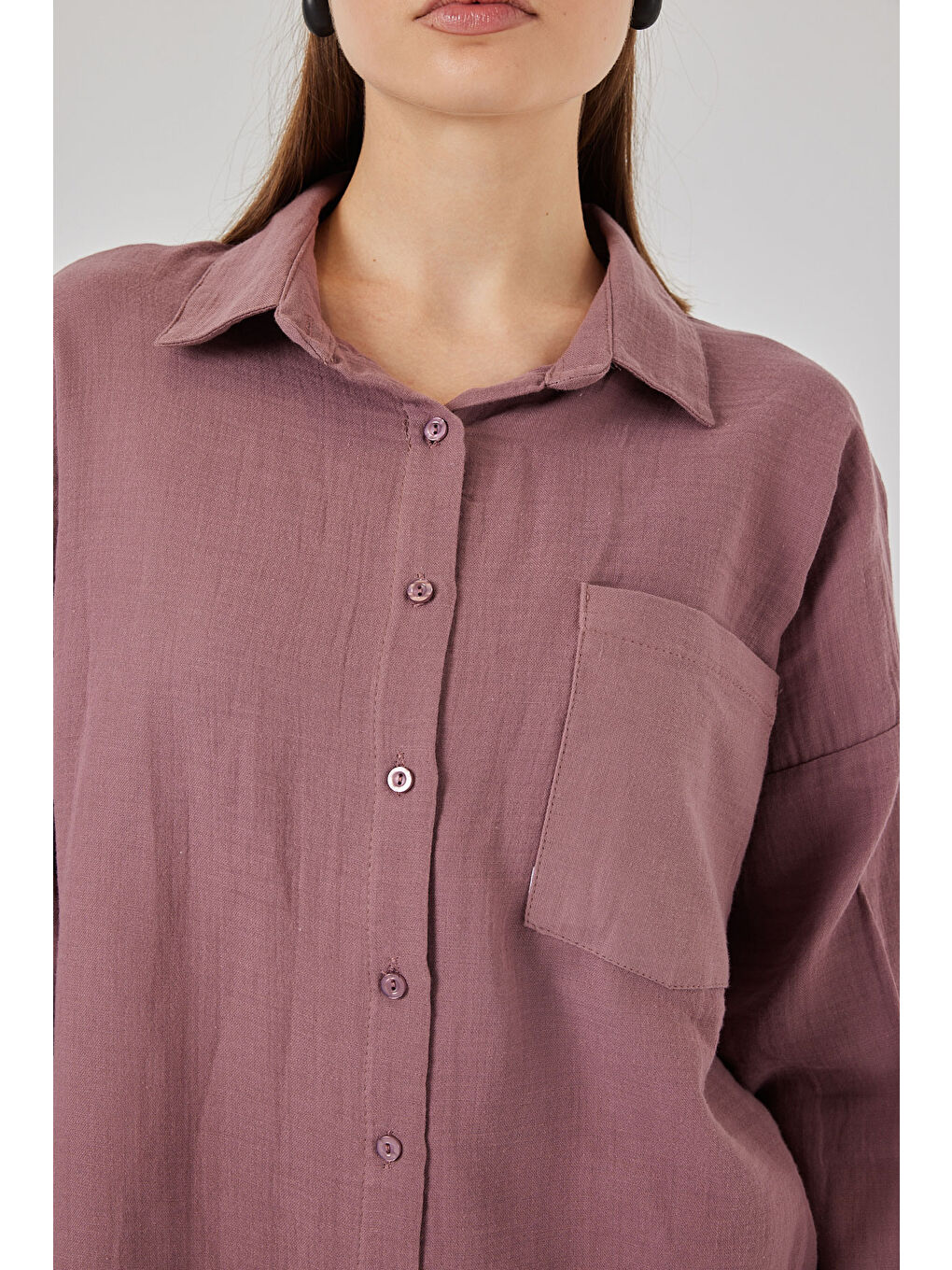 Kadın Tek Cepli Oversize Müslin Gömlek 20353 - Koyu Lila-4